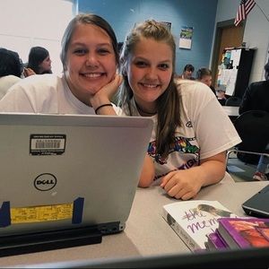 Meet your Posher, Avery